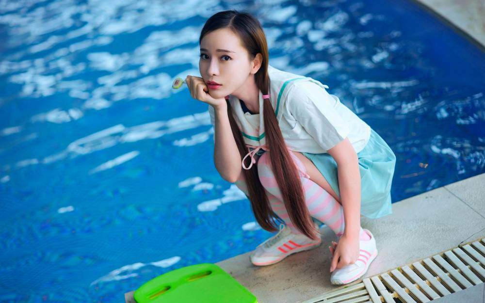 艾小青图片
