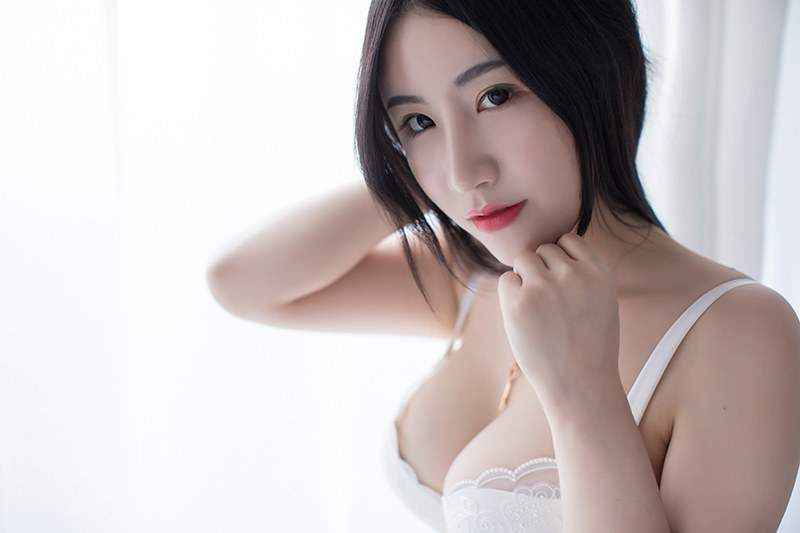 美胸图片