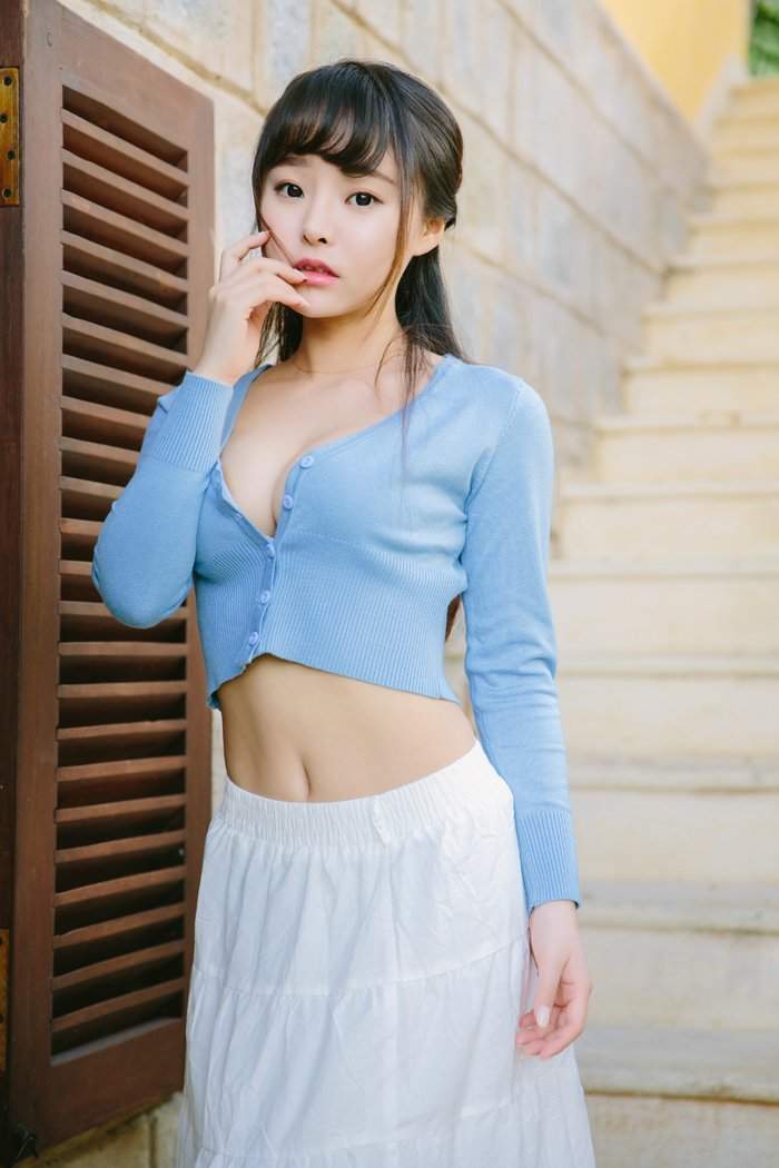 柳侑绮图片