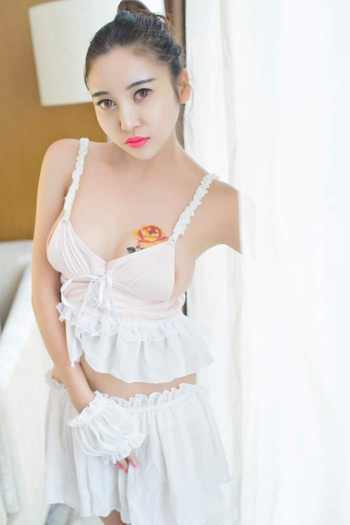 李梓熙图片