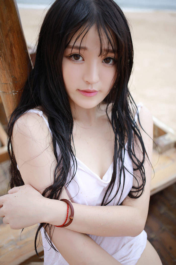 伊小七图片