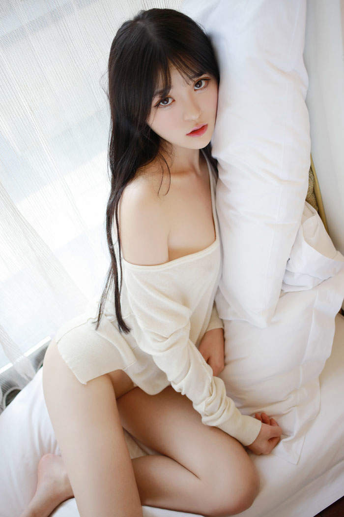 伊小七图片