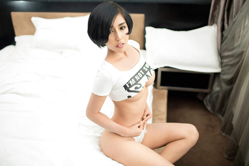 娜依灵儿图片