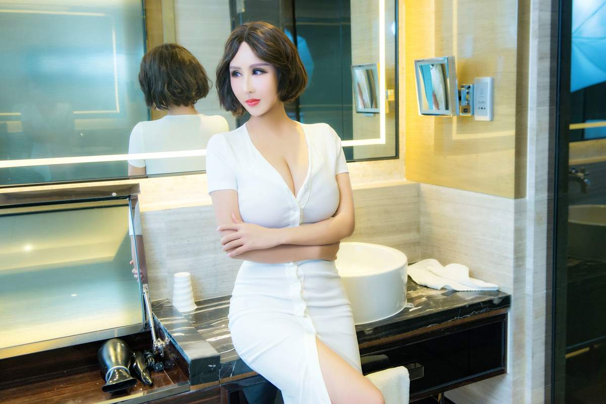 娜依灵儿图片