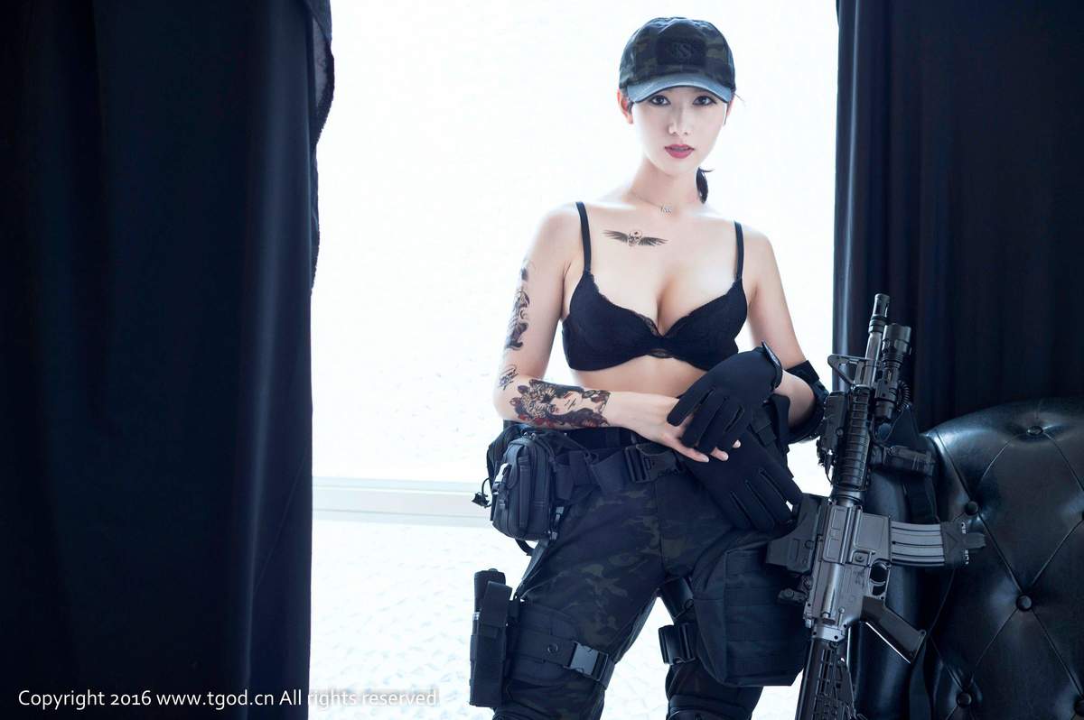 TGOD推女神展如美女战士魔鬼身材翘臀诱惑美女图片壁纸图片