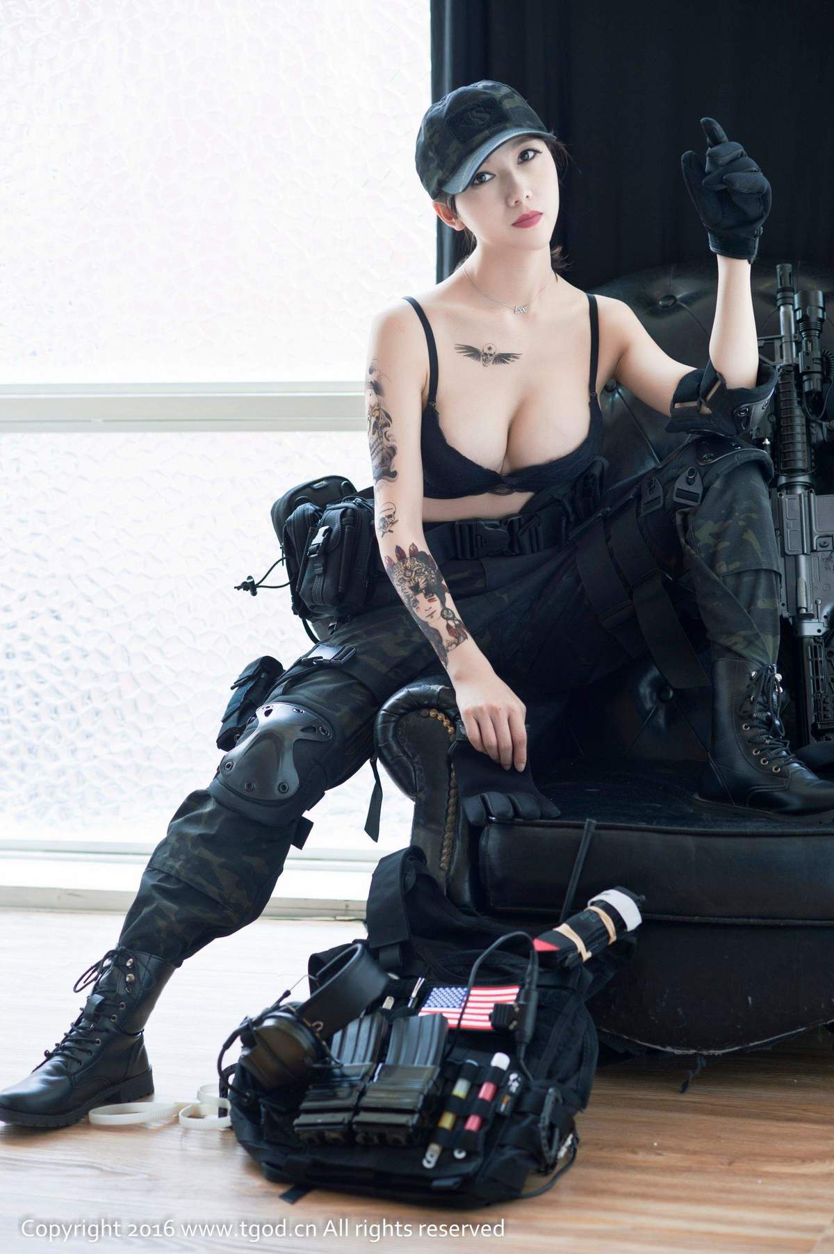 TGOD推女神展如美女战士魔鬼身材翘臀诱惑美女图片壁纸图片