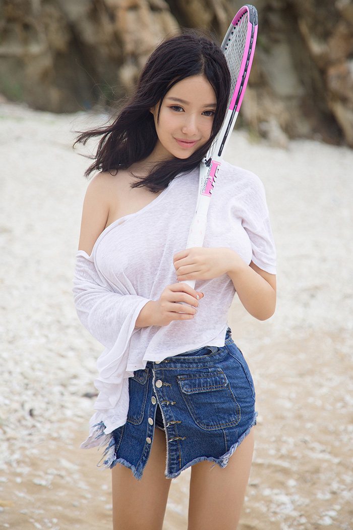 海边美女图片