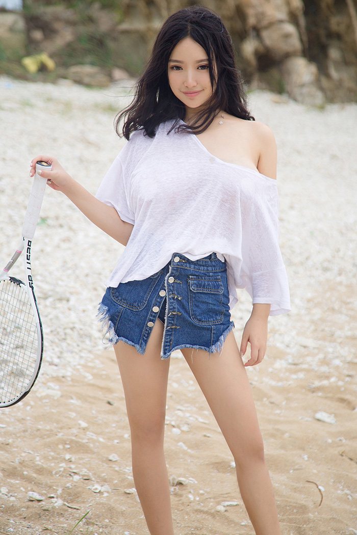 海边美女图片
