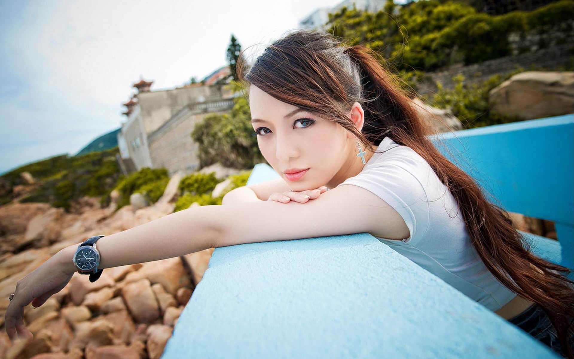 沙滩三亚海边三点式美女GoGo全球高清美女美女内衣写真图片图片