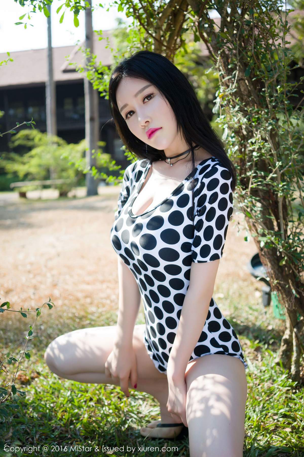 户外美女图片