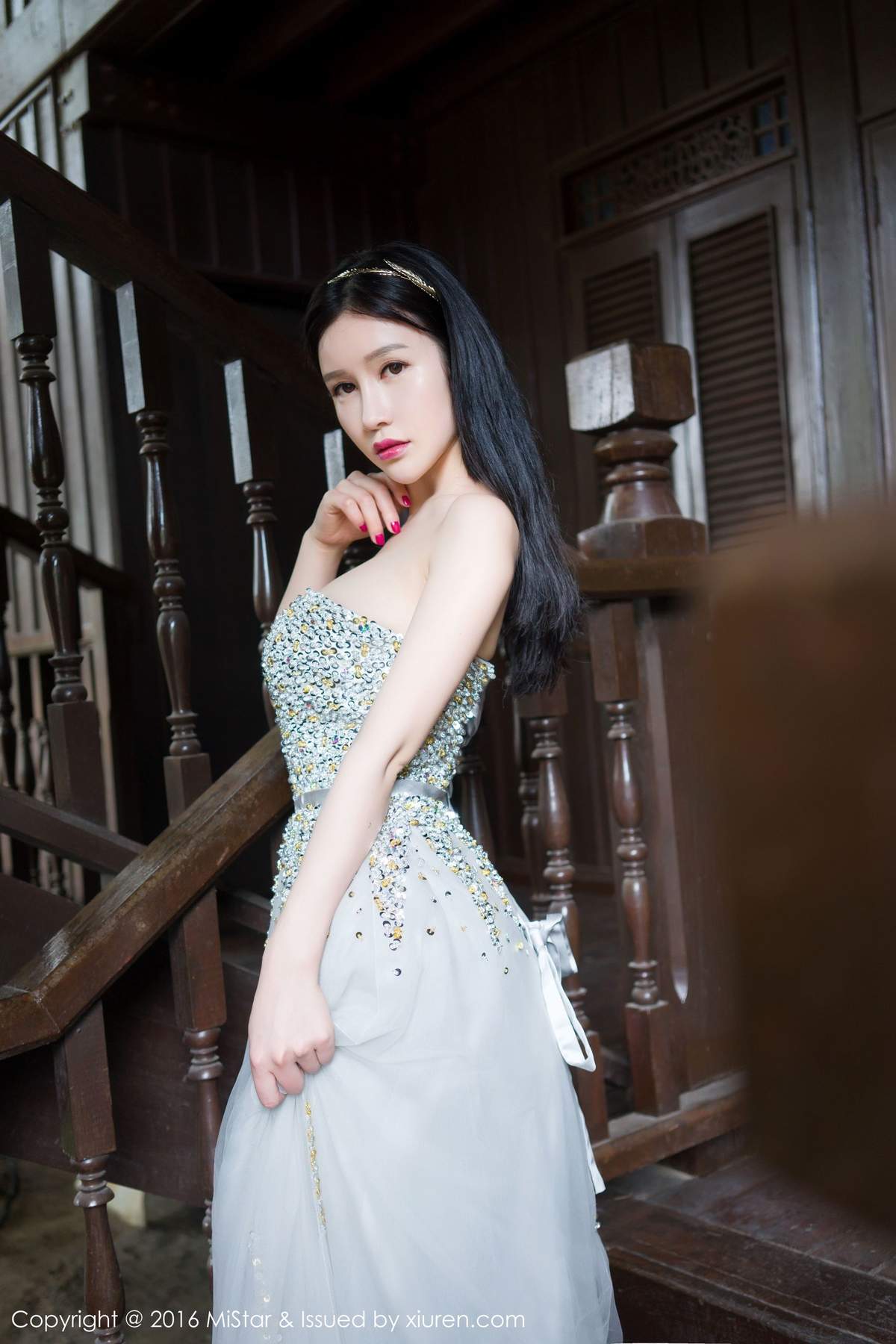户外美女图片