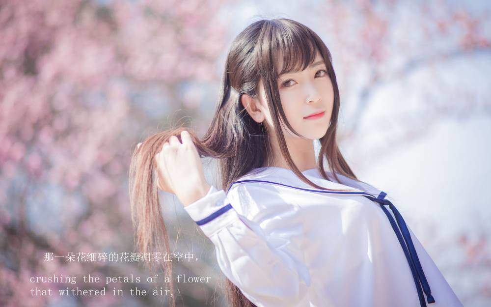 制服美女图片