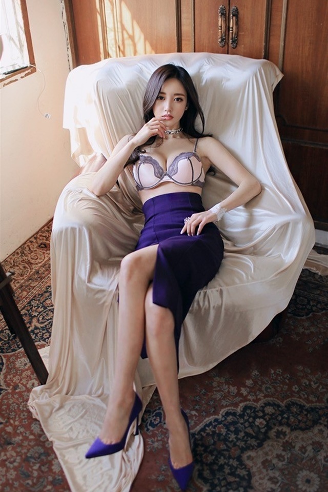 内衣美女图片
