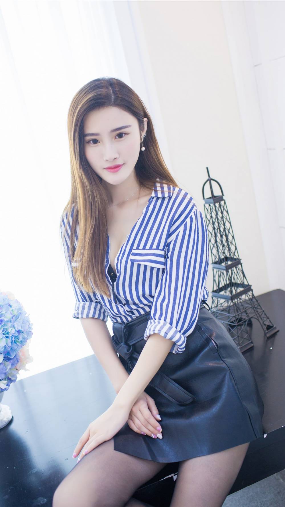 长筒袜图片