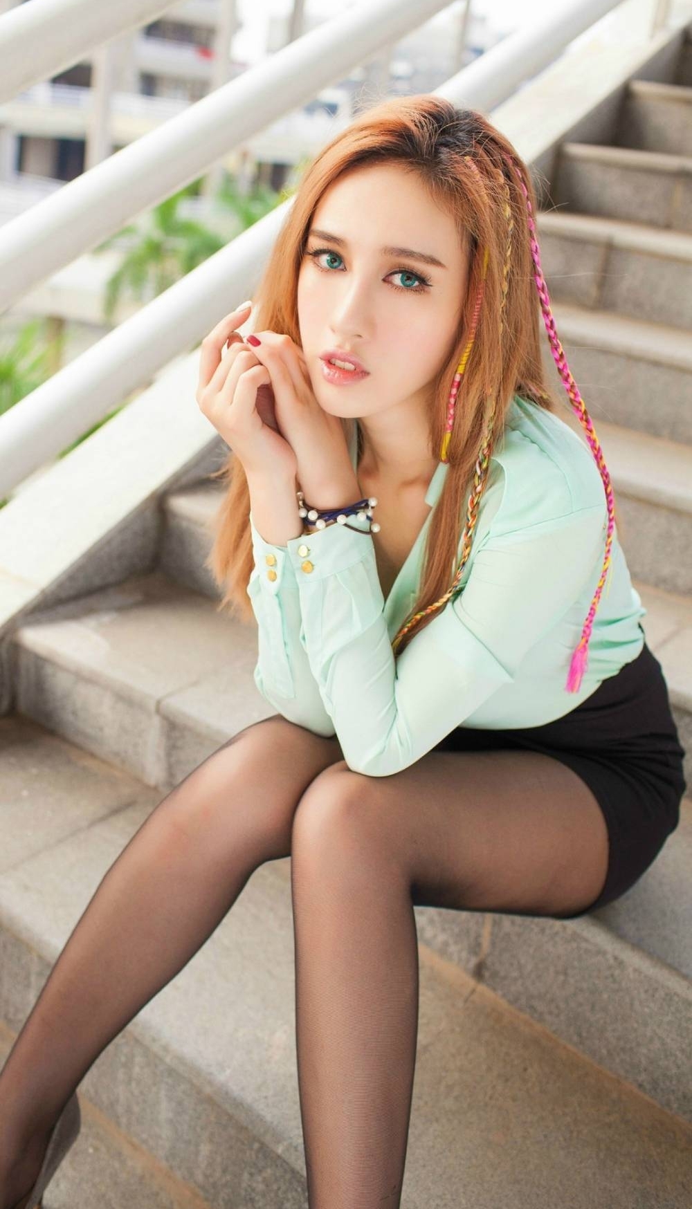 黑丝美女图片