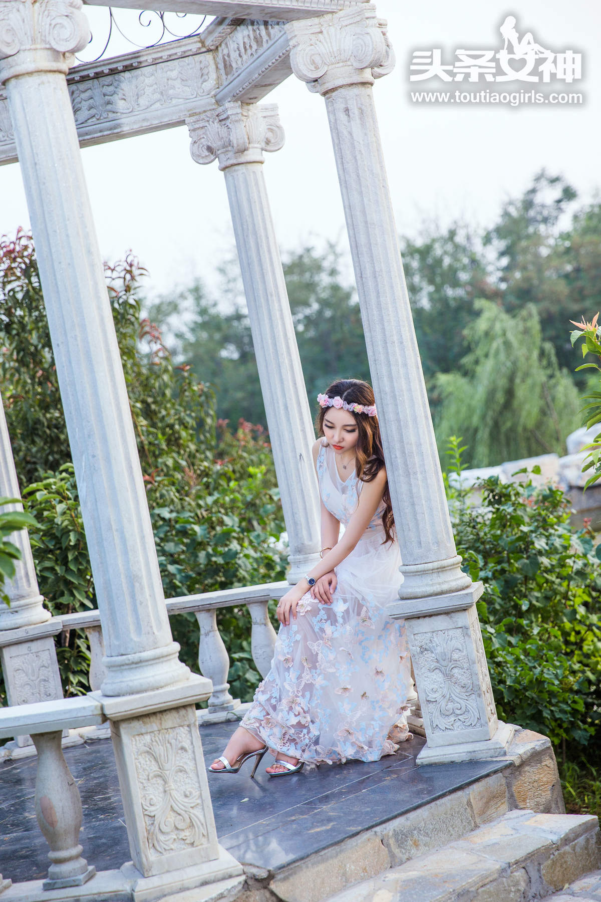 婚纱美女图片