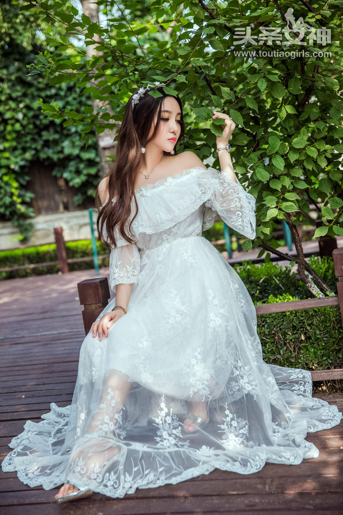 婚纱美女图片