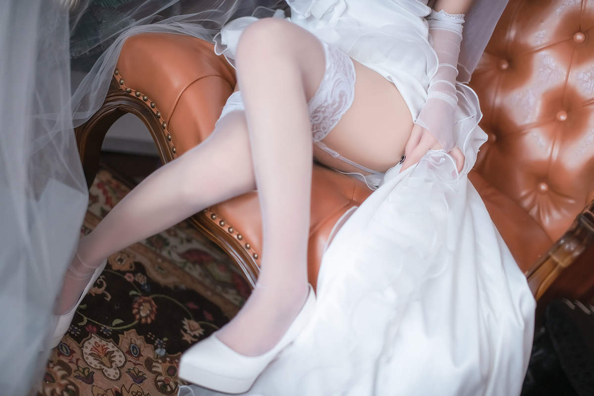 婚纱美女图片