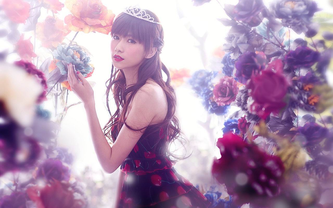 婚纱美女图片