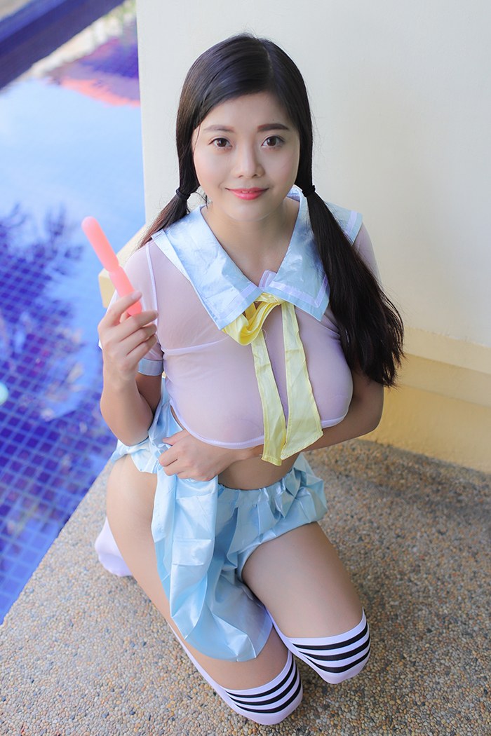 童颜美胸林美惠子轻纱半裹闺房戏春图片