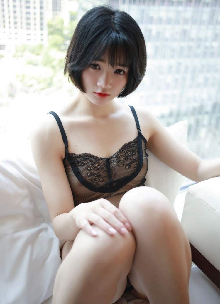 漂亮83839美女嫩模悦爷妖精大尺度透视蕾丝裙内衣美女写真图片