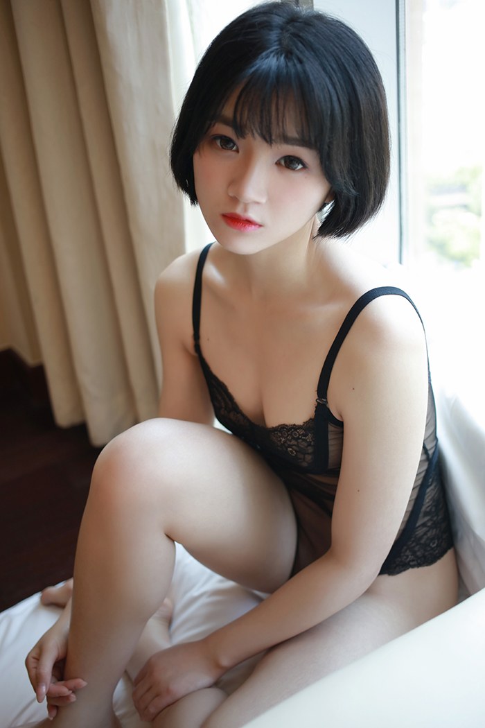 漂亮83839美女嫩模悦爷妖精大尺度透视蕾丝裙内衣美女写真图片
