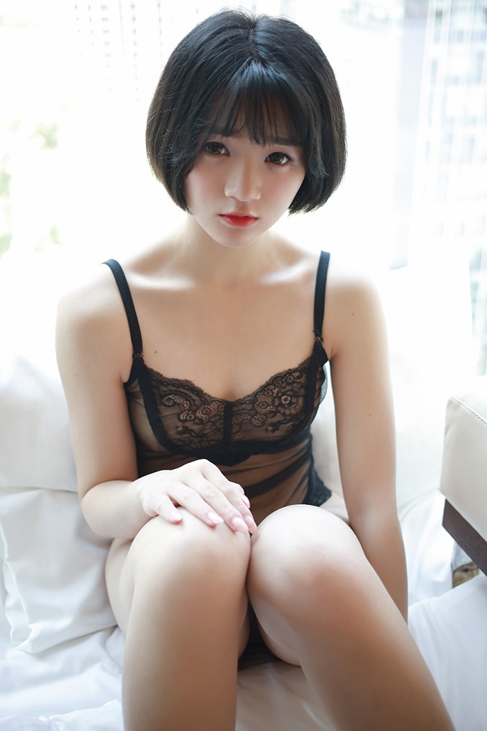 漂亮83839美女嫩模悦爷妖精大尺度透视蕾丝裙内衣美女写真图片