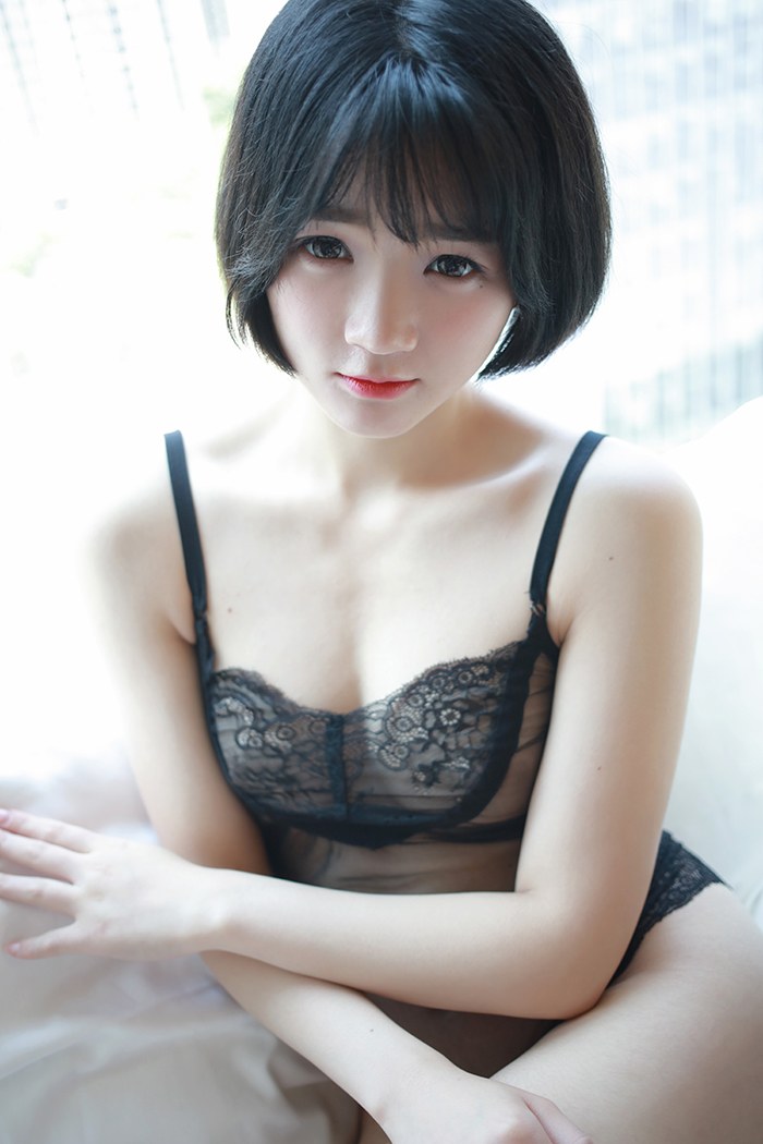 漂亮83839美女嫩模悦爷妖精大尺度透视蕾丝裙内衣美女写真图片