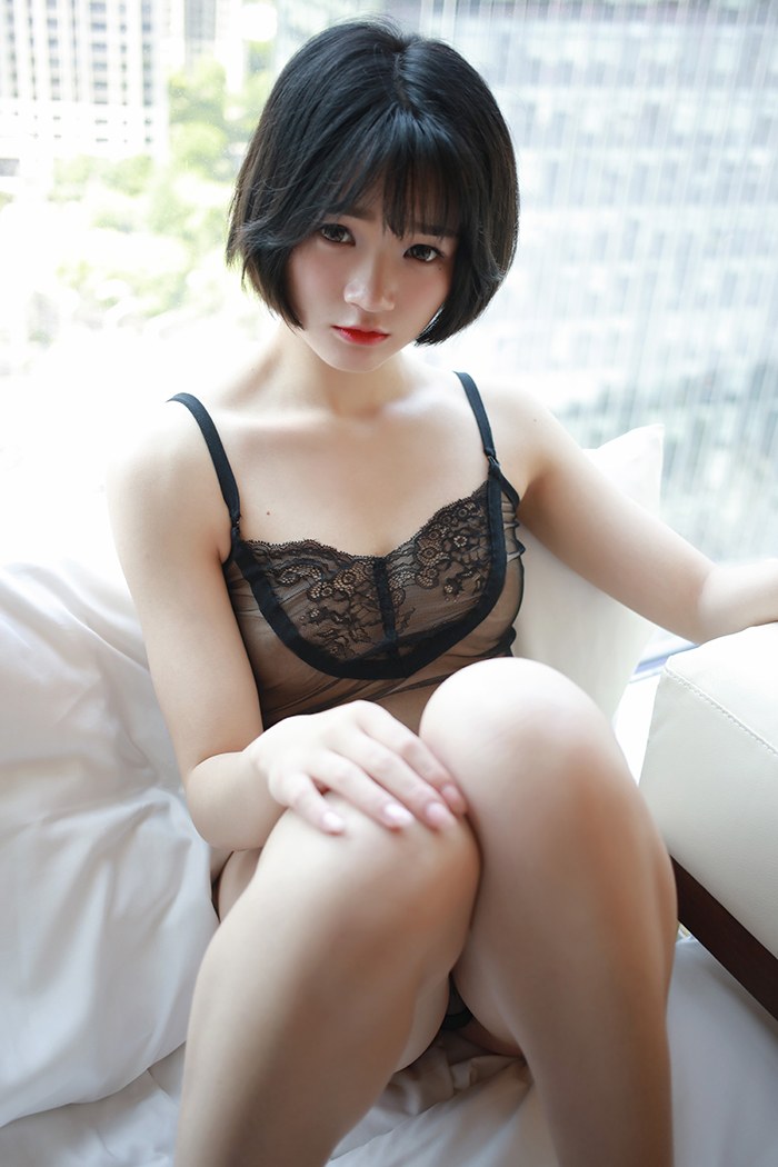 漂亮83839美女嫩模悦爷妖精大尺度透视蕾丝裙内衣美女写真图片