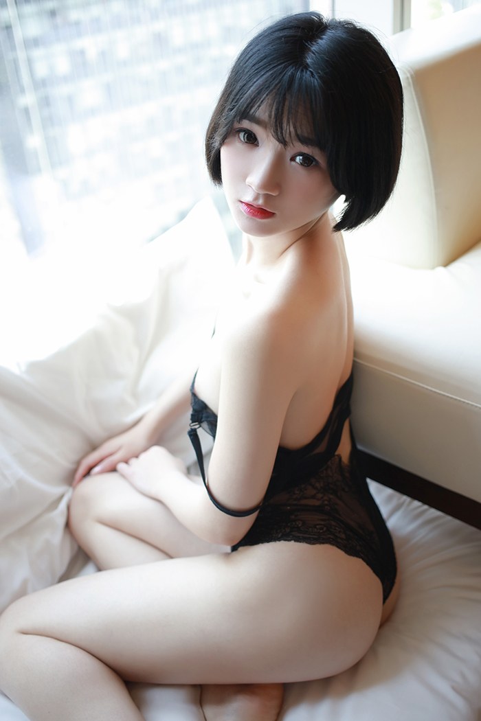 漂亮83839美女嫩模悦爷妖精大尺度透视蕾丝裙内衣美女写真图片
