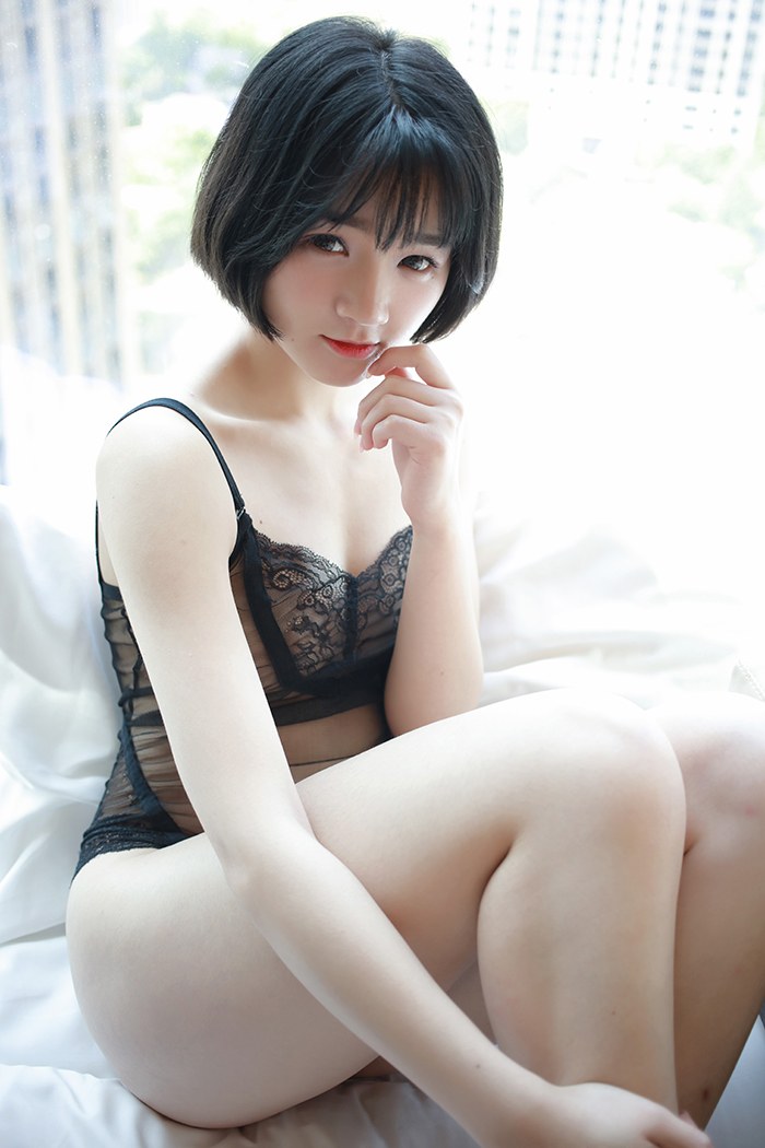 漂亮83839美女嫩模悦爷妖精大尺度透视蕾丝裙内衣美女写真图片