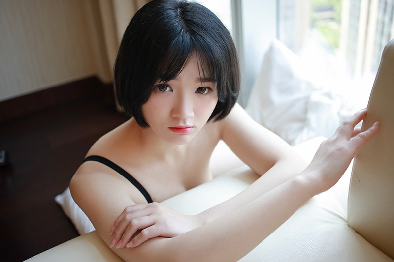 漂亮83839美女嫩模悦爷妖精大尺度透视蕾丝裙内衣美女写真图片
