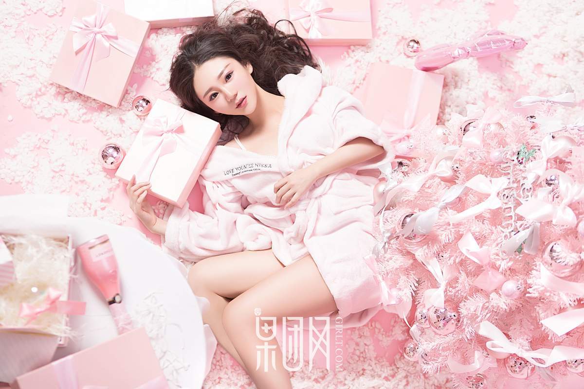 莫雅淇图片