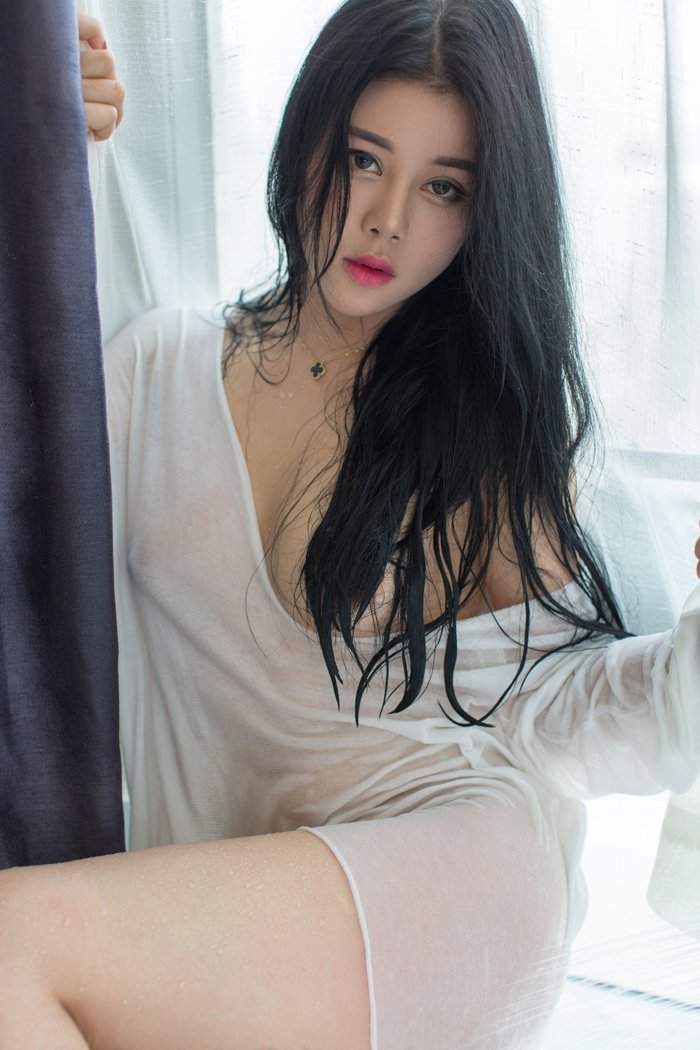 叶佳颐图片