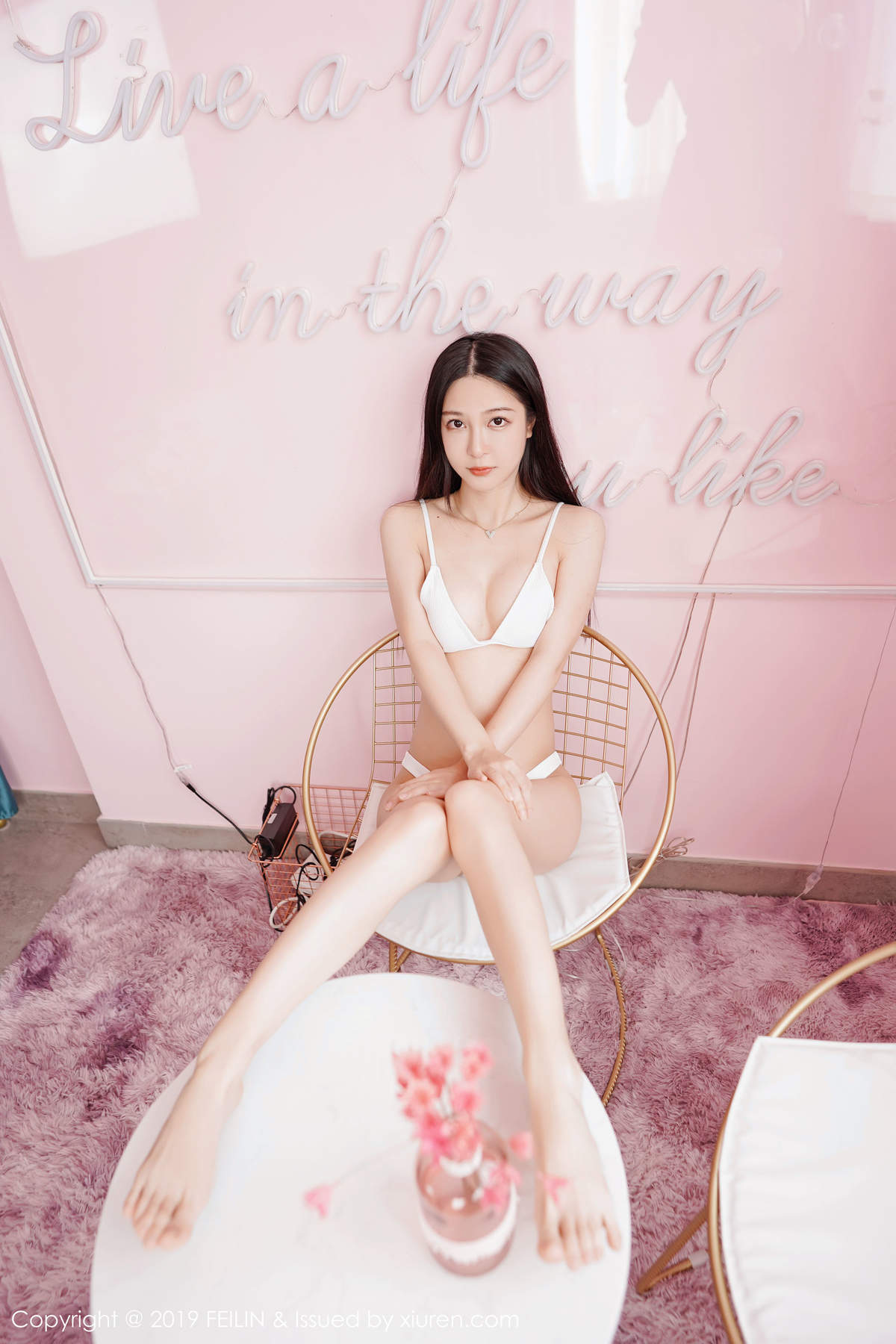 美女7160模特大尺码luna张静燕经典的沙滩泳池系列高清mm写真集图片