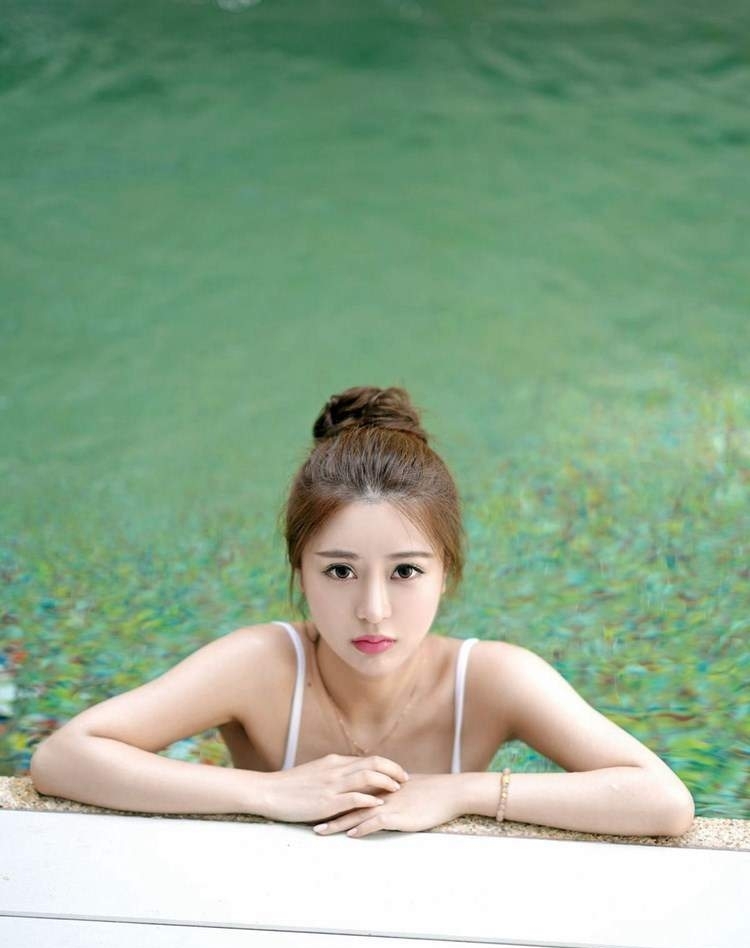 美女7160模特大尺码luna张静燕苗条的身材与娇柔姿态高清mm写真集图片