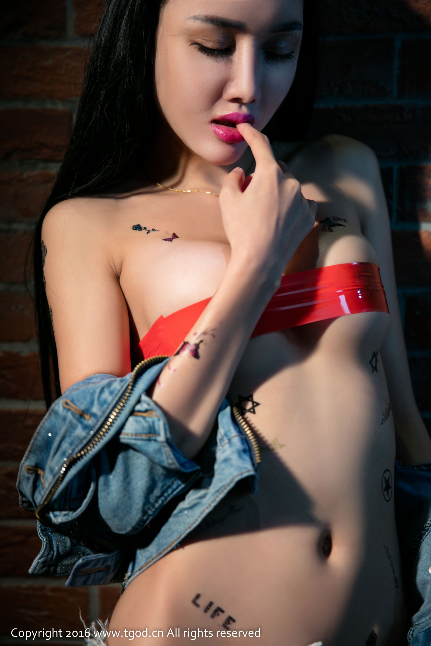婕西儿图片