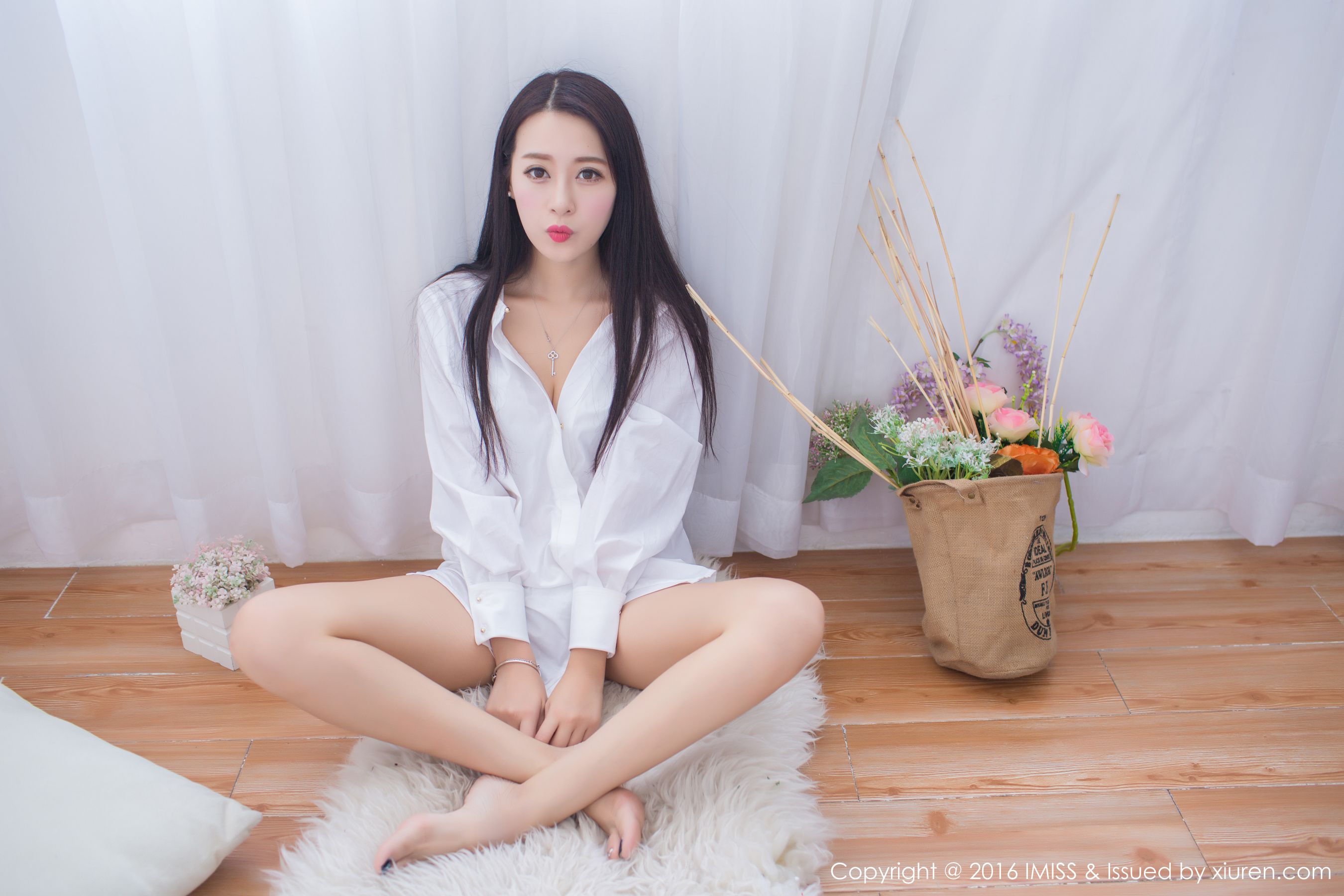 网红美女王曼妮性感旅拍写真图片图片