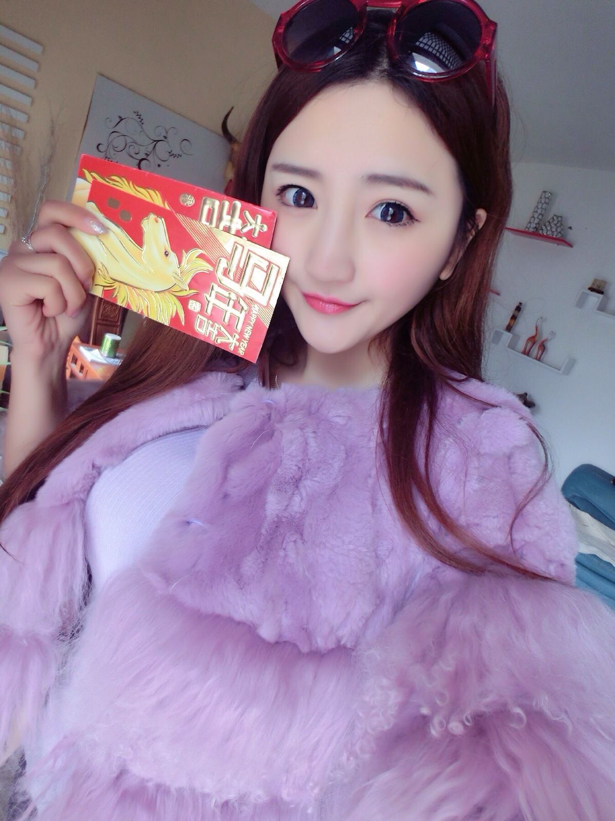 王明明图片