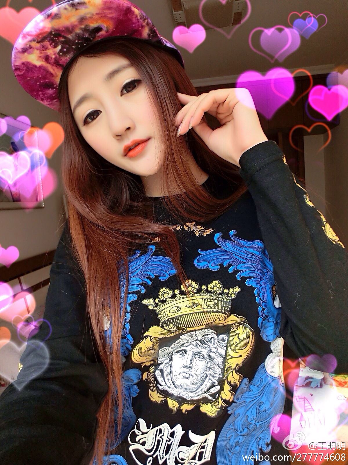 王明明图片