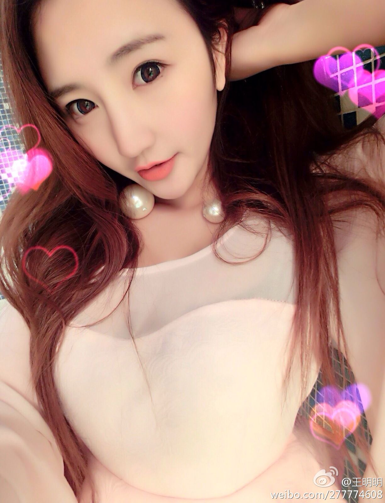 王明明图片