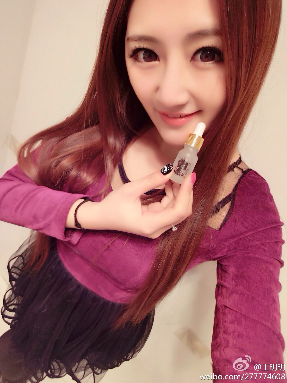 王明明图片