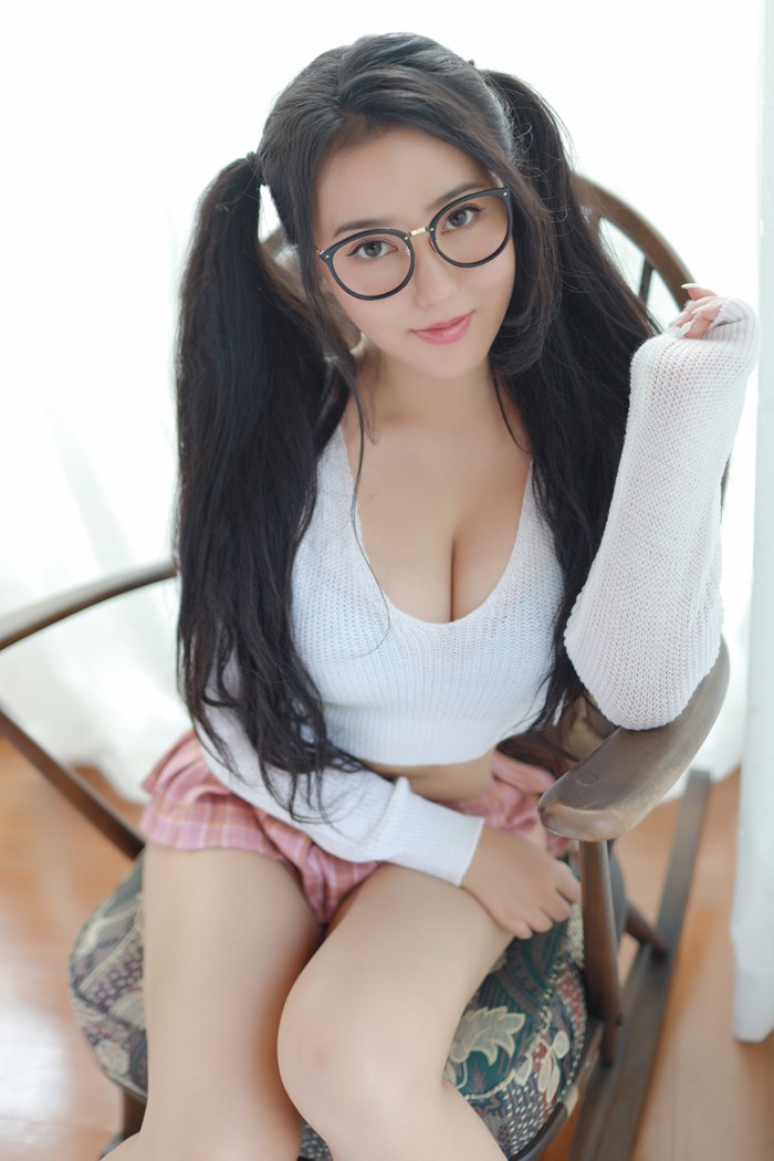 玛鲁娜图片