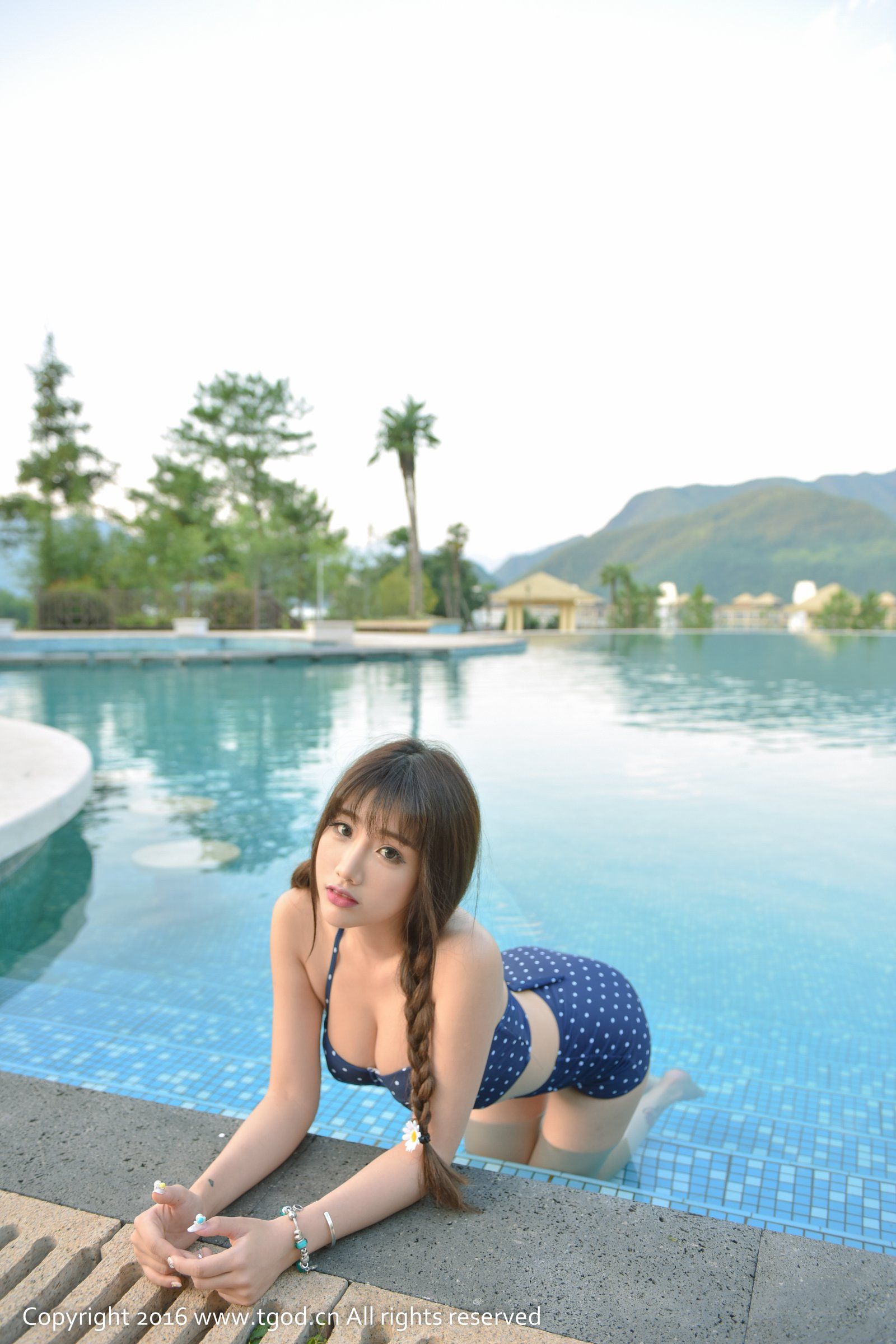 朱若慕图片