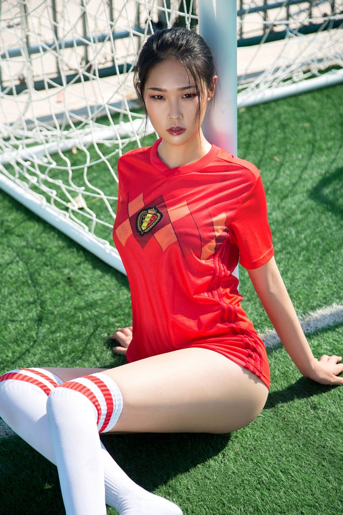 足球宝贝图片