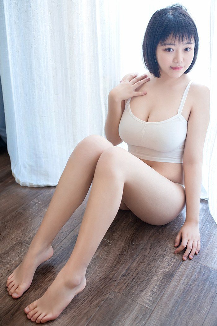 巨乳图片