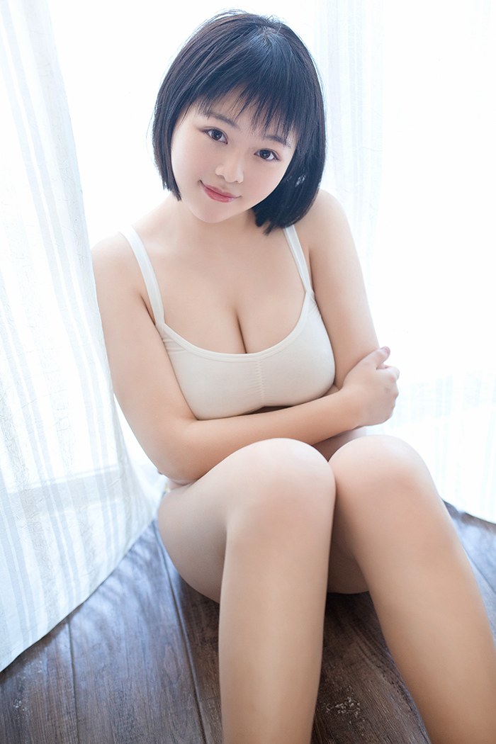 巨乳图片