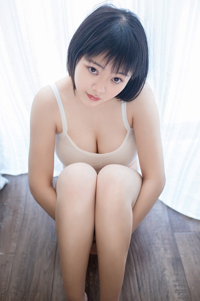 巨乳图片