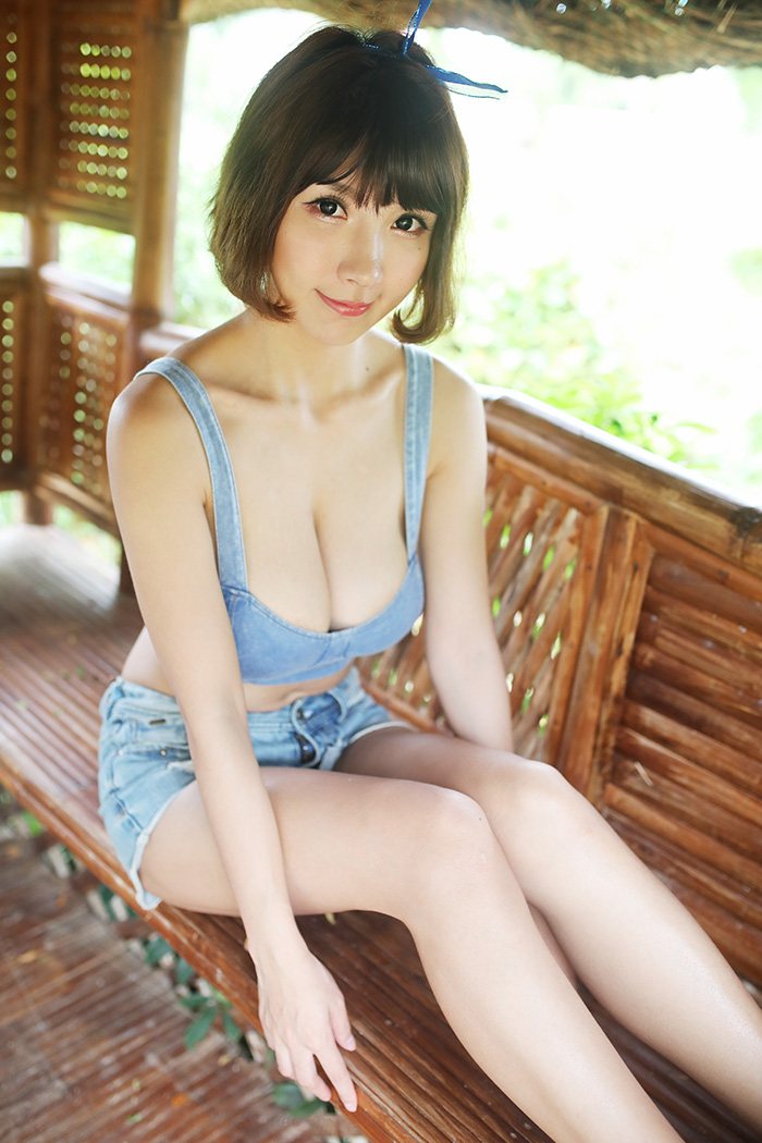 巨乳图片