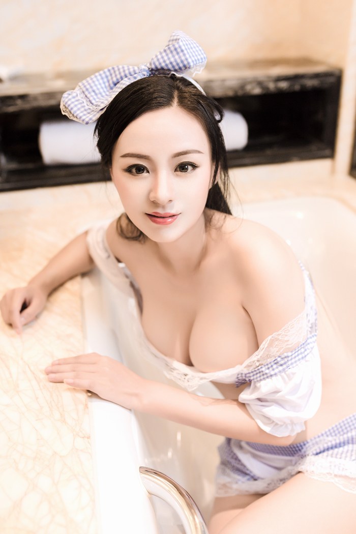 巨乳图片